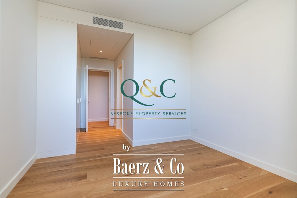 Beautiful luxury home in Quarteira, Centro image