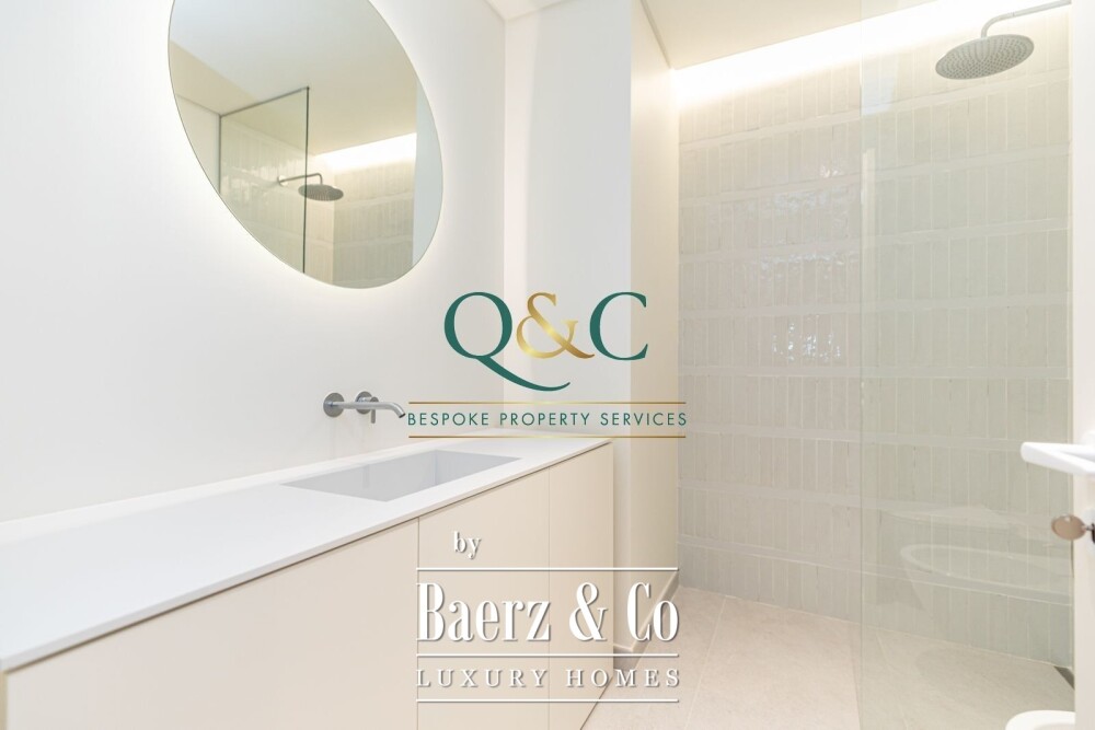Beautiful luxury home in Quarteira, Centro image