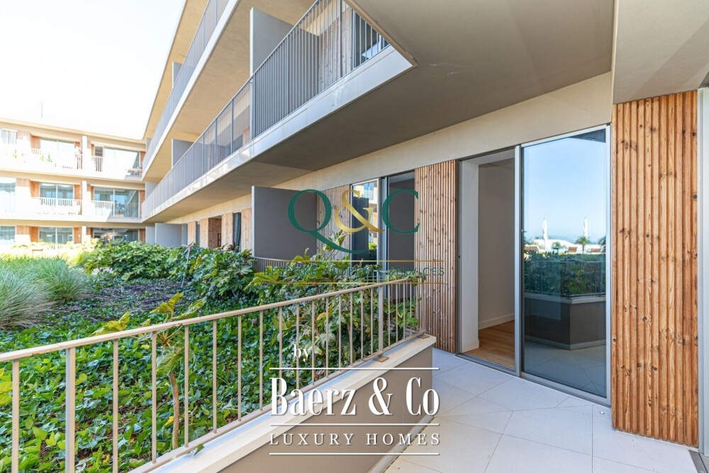 Beautiful luxury home in Quarteira, Centro image