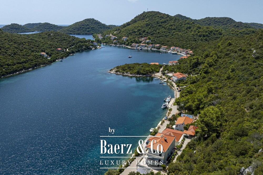 Island of Lastovo, Villa by the sea in a quiet bay of the island of Lastovo image