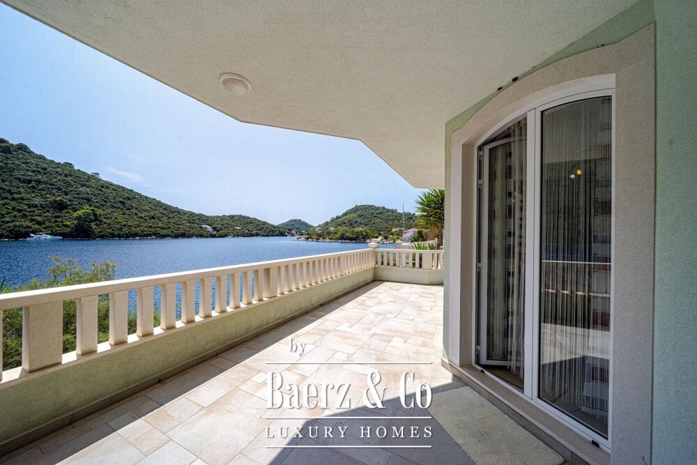 Island of Lastovo, Villa by the sea in a quiet bay of the island of Lastovo image