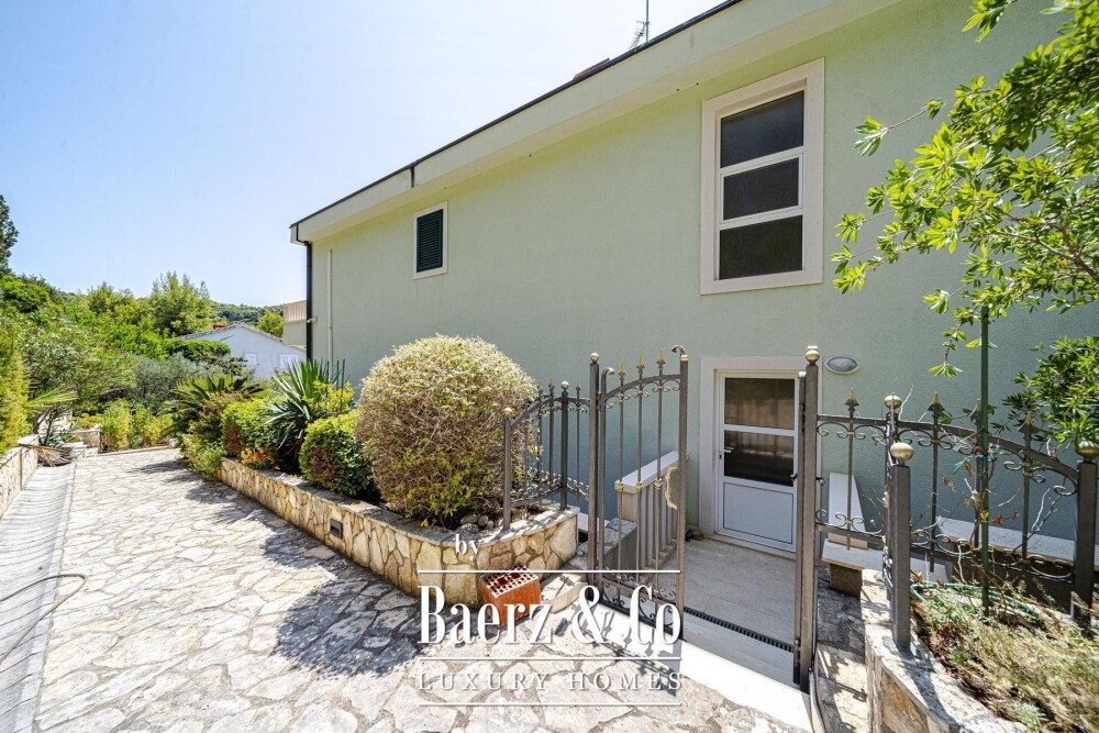 Island of Lastovo, Villa by the sea in a quiet bay of the island of Lastovo image
