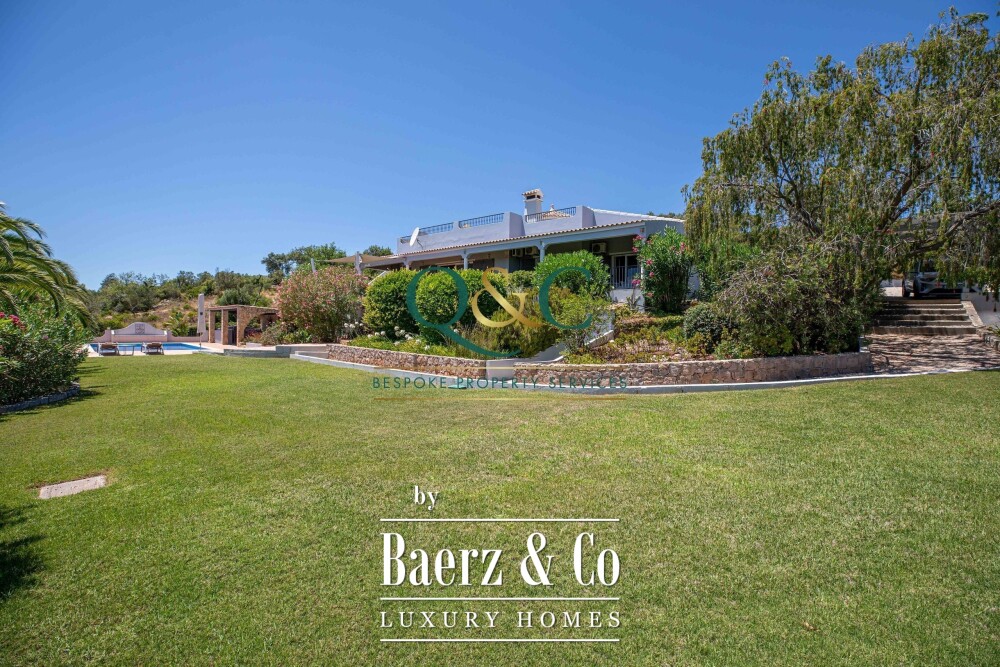 Beautiful luxury home in Santa Bárbara de Nexe, Santa Bárbara de Nexe image