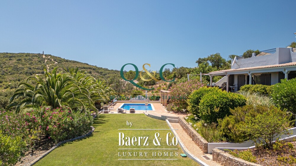Beautiful luxury home in Santa Bárbara de Nexe, Santa Bárbara de Nexe image