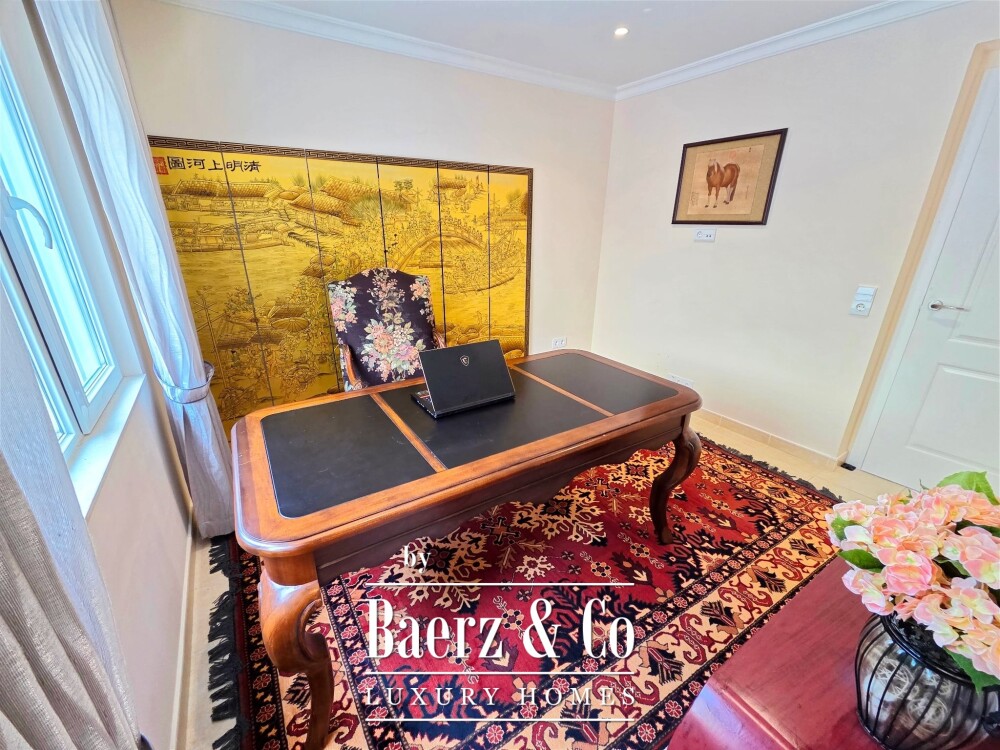Exclusive villa situated in prestigious residential area Tenerife image