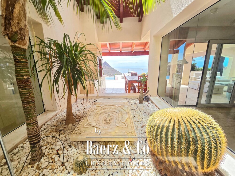 Exclusive villa situated in prestigious residential area Tenerife image
