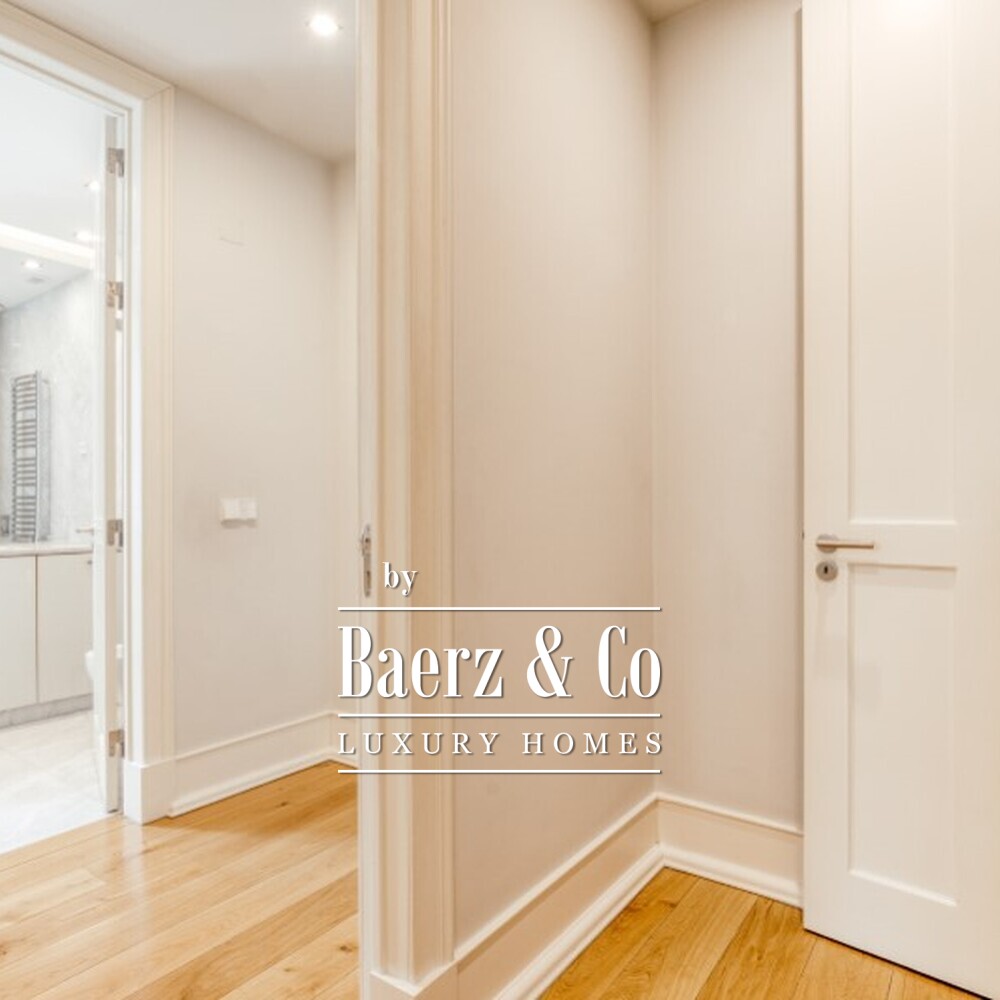 Luxury 2 bedroom with 140sqm garden and garage in Lisbon image