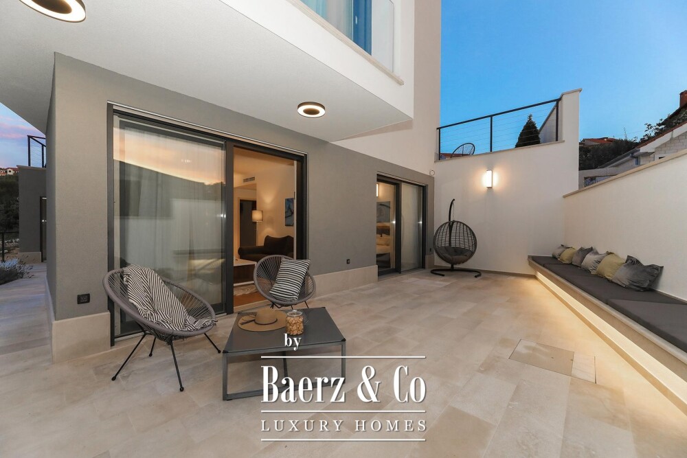 Brač, Supetar, luxury villa in an attractive location image