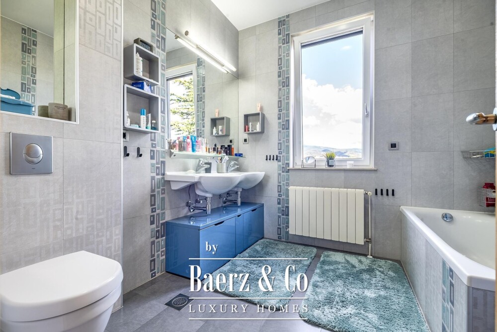 Zagreb, Kozjak, beautiful four-room apartment, 190 m² image