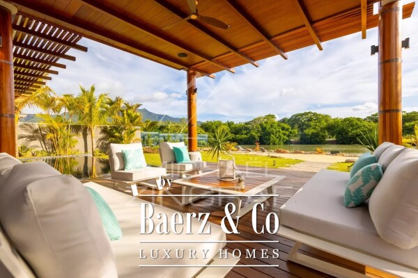 photo 3 Mauritius - Villa in the heart of the only marina on the Island - Riviere Noire