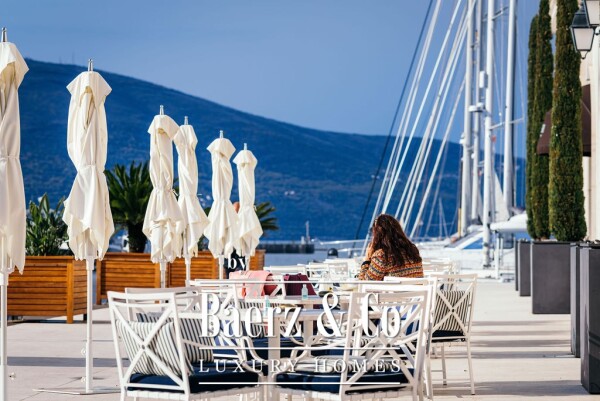 photo 21 Luxury Seaview Apartment in Tivat - Porto Montenegro