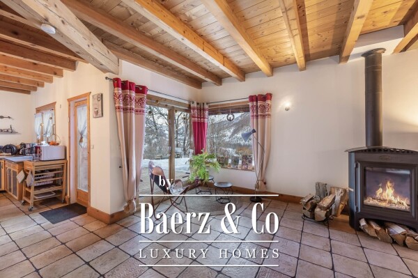 photo 3 Chalet in a typical village - panoramic view