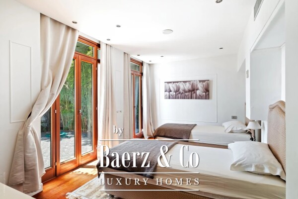 photo 25 Beautiful villa with panoramic sea view over the bay of Saint Jean Cap Ferrat