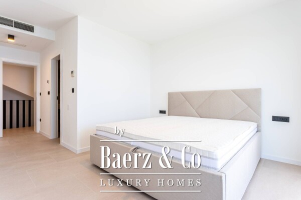 photo 22 Brela, an imposing villa with a panoramic view