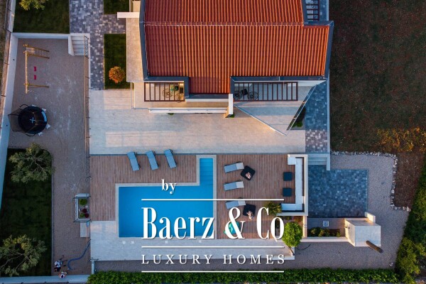 photo 10 Šibenik, luxury villa with swimming pool and basketball court