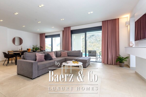 photo 8 Split - Žrnovnica, modern villa with pool and panoramic view