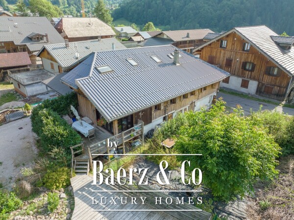 photo 2 TRADITIONAL SEMI-DETACHED FARM HOUSE - WITH GARDEN