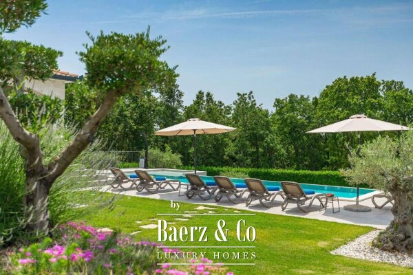 photo 16 Vižinada, a rustic villa with a pool and a panoramic view of the sea