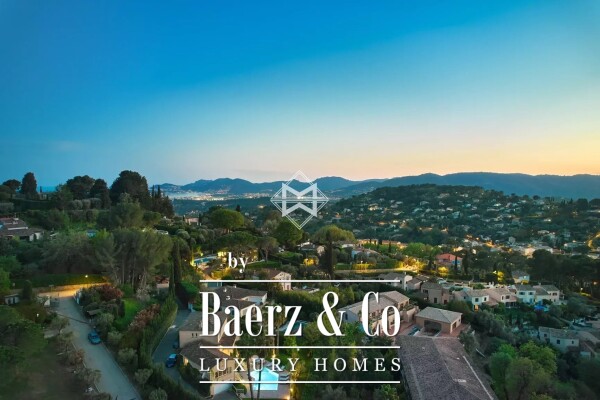 photo 3 Mougins village - Superb view