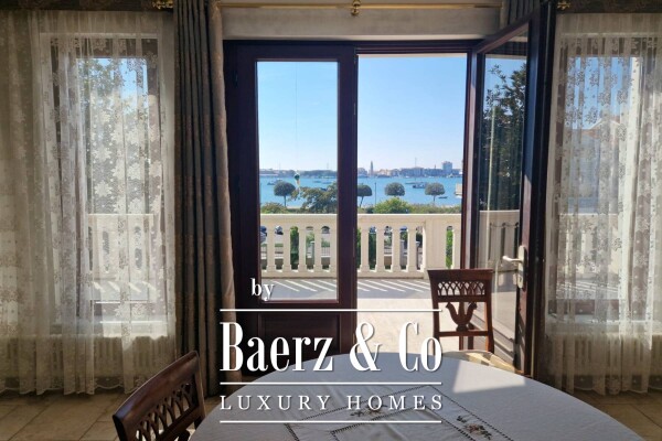 photo 4 Umag, villa first row to the sea