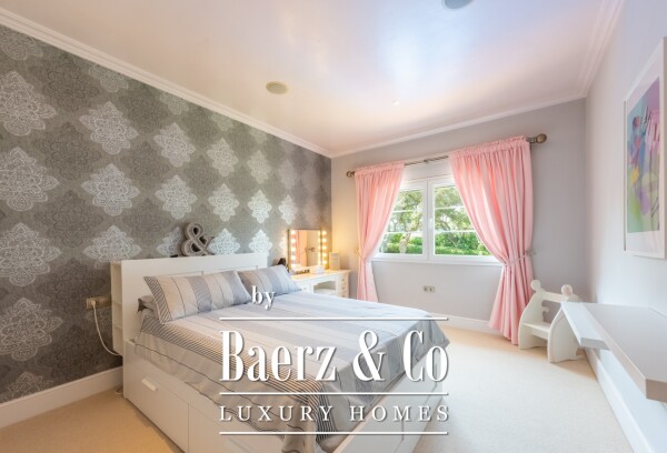 photo 21 Beautiful luxury home in San Roque, San Roque Club