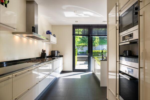 photo 21 Parmentierstraat 25