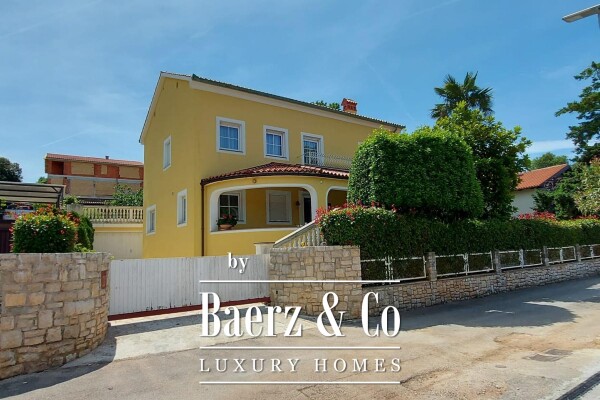 photo 2 Istria, Pješčana Uvala, villa with garden, first row to the sea