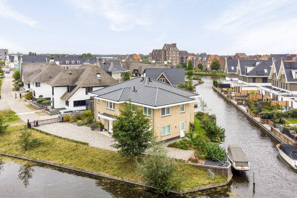 photo 44 Rhijnhofweg 2