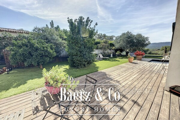 photo 7 Contemporary villa with views of the vineyards and pool