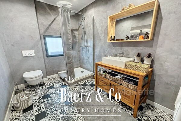 photo 13 Within walking distance of the village – Stunning Villa with