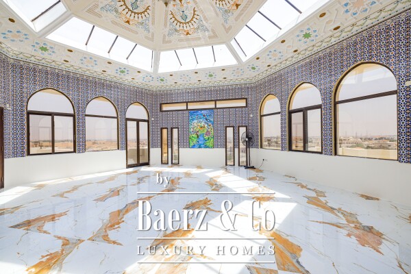 photo 19 ROYAL PALACE | COMMERCIAL POTENTIAL READY