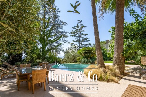 photo 4 Charming Villa with Pool and sea view in a Private Estate in Villefranche-sur-Mer