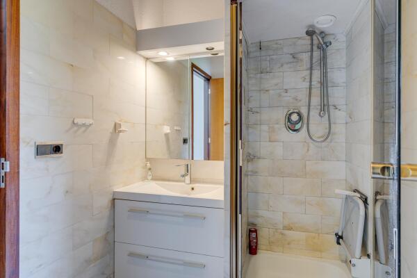 photo 27 Oud-Loosdrechtsedijk 114 b