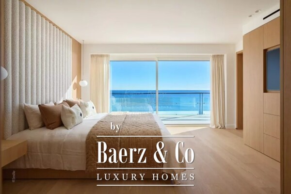 photo 5 Palm Beach - Seafront - Top Floor - 4 Rooms