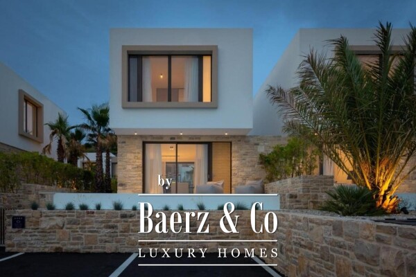 photo 8 Pašman, Tkon, beautiful villa with pool, first row by the sea