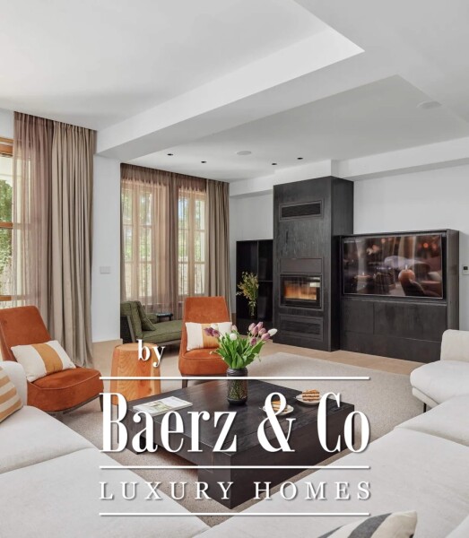 photo 10 Magnificent Villa in Budva with Pool and Garden