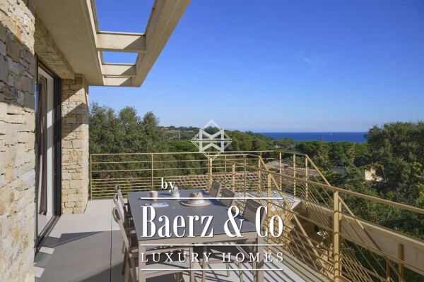 photo 7 Property in a domain with sea view at walking distance from the beach