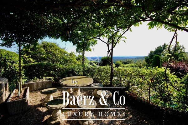 photo 19 Provençal house with sea view in sought-after estate