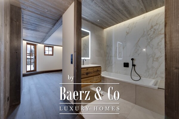 photo 5 4-BEDROOM APARTMENT