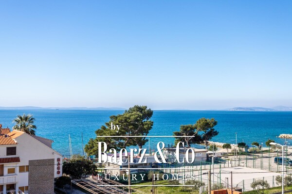 photo 2 Podstrana, house with four  apartments, 340m2