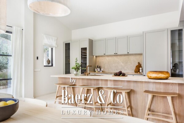 photo 6 Renewed elegance: main house and guest cottage with pool in rural landscape