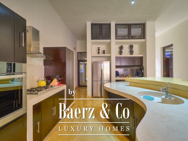 photo 37 Villa Rosa - Perfection in Santa Ana district, 3 bedroom + garage