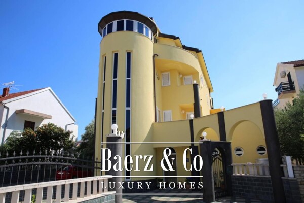 photo 2 Vodice, beautiful villa 850 m²