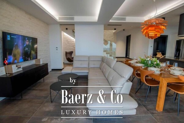 photo 5 Primošten, Bilo, beautiful villa with a swimming pool and sea view, tennis court