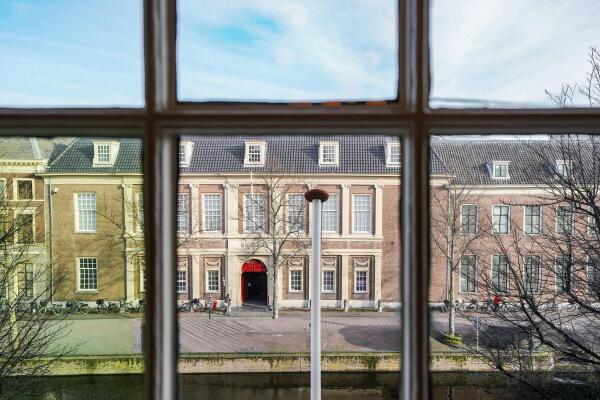 photo 56 Rapenburg 45