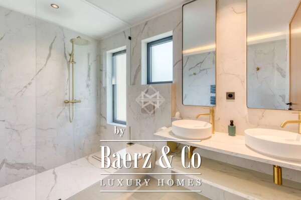 photo 14 Gigaro - Walking Distance to the Beach - Private Estate - Turnkey Villa