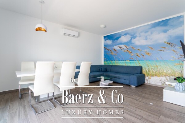 photo 11 Čiovo, Arbanija, apartment house with swimming pool, 1st row to the sea