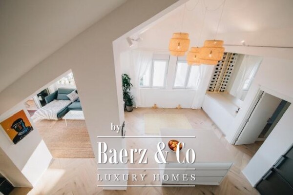 photo 4 Penthouse in Tivat with a Gallery and Sea View