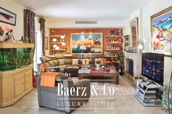 photo 5 Saint-Tropez, property in a very prestigious district