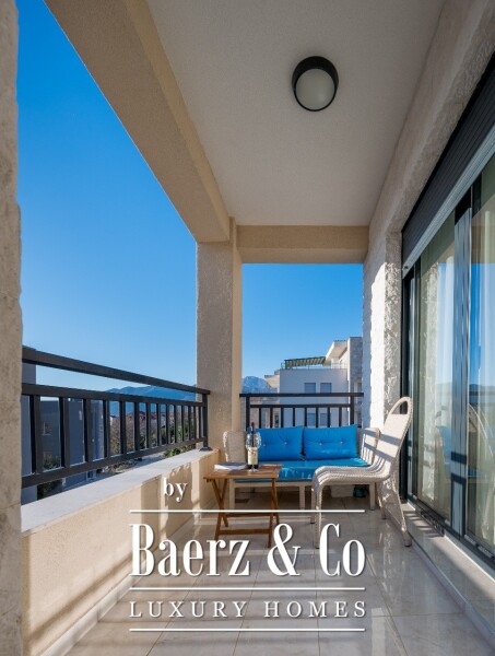 photo 2 Apartment in Tivat Center with a Garage